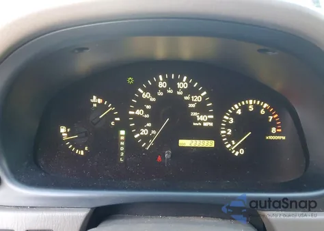 2001 Lexus Rx 300 z USA, uszkodzony, nr VIN JTJGF10U210117888